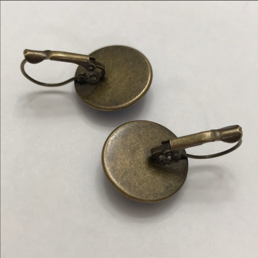 NWT Flower geometric design Drop Fashion Earrings - Picture 2 of 2